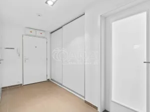 Prodej bytu 3+kk, Praha - Modřany, Soukalova, 73 m2