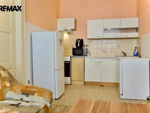 Pronájem bytu 1+1, Hradec Králové, Bidlova, 57 m2
