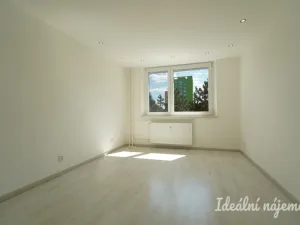 Pronájem bytu 1+1, Brno - Řečkovice, Žitná, 28 m2