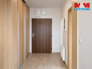 Pronájem bytu 1+kk, Praha, Záveská, 32 m2