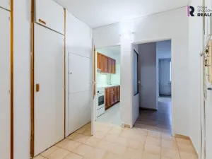 Pronájem bytu 1+1, Praha - Bohnice, Toruňská, 46 m2