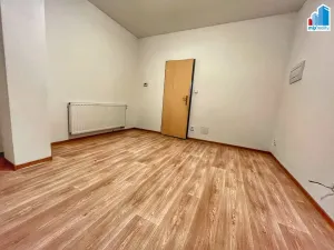 Pronájem bytu 1+1, Tlučná, Hlavní, 33 m2