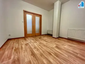 Pronájem bytu 1+1, Tlučná, Hlavní, 33 m2