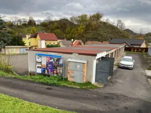Pronájem garáže, Povrly, U Stadionu, 27 m2