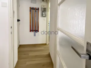 Pronájem bytu 1+kk, Praha, Slezská, 29 m2