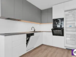 Prodej bytu 4+kk, Praha, Luhovská, 81 m2