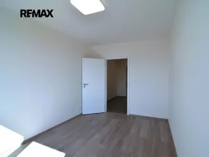 Pronájem bytu 2+kk, Praha - Stodůlky, Nušlova, 46 m2
