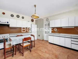 Prodej vily, Dolní Kounice, Zámecká, 270 m2