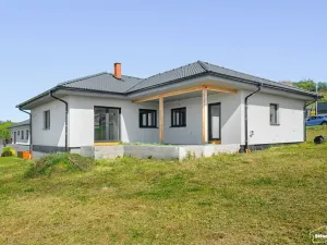 Prodej rodinného domu, Chabeřice, 157 m2