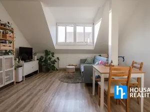 Pronájem bytu 2+kk, Praha - Vysočany, Kolmá, 49 m2