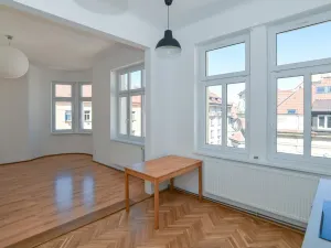Pronájem bytu 2+kk, Praha - Košíře, Brožíkova, 65 m2