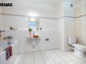 Prodej bytu 2+kk, Praha - Černý Most, Ocelkova, 56 m2