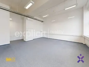 Pronájem kanceláře, Zlín, Vavrečkova, 421 m2