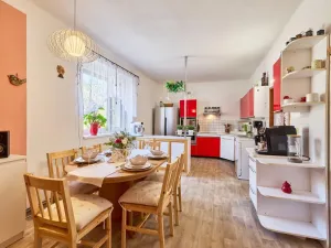 Prodej rodinného domu, Červený Kostelec - Horní Kostelec, 274 m2