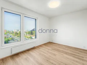 Pronájem bytu 2+kk, Praha, Hodkovická, 52 m2