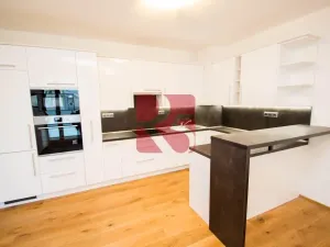 Pronájem bytu 2+kk, Praha, Na Křtině, 64 m2