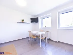 Prodej bytu 2+kk, Staré Město - Stříbrnice, 48 m2