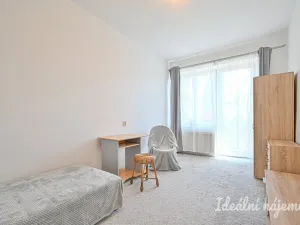 Pronájem bytu 2+1, Brno, Lužná, 55 m2