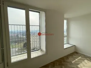 Pronájem bytu 3+1, Teplice - Trnovany, Antonína Sochora, 100 m2