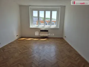 Pronájem bytu 1+kk, Praha - Vršovice, Přípotoční, 27 m2