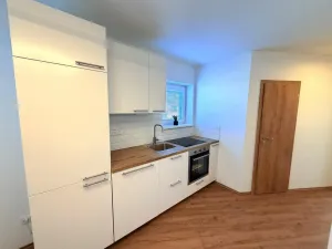 Pronájem bytu 2+kk, Brno - Ivanovice, Hřebíčková, 33 m2