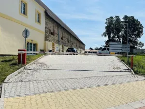 Pronájem skladu, Červený Újezd, Hájecká, 400 m2