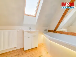 Pronájem bytu 1+kk, Cheb, Zlatá, 36 m2