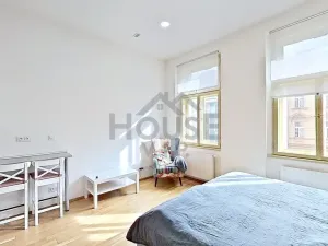 Prodej bytu 1+kk, Praha - Nové Město, Legerova, 28 m2