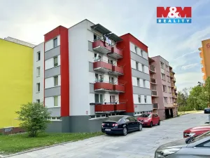 Prodej bytu 3+1, Týn nad Vltavou, náměstí Mládeže, 72 m2