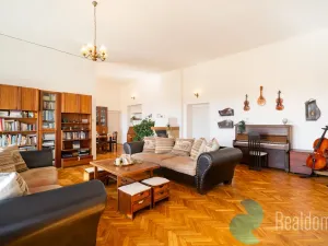 Prodej činžovního domu, Kaplice - Rozpoutí, 330 m2