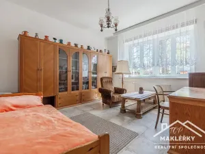 Prodej rodinného domu, Šestajovice, Máchova, 278 m2