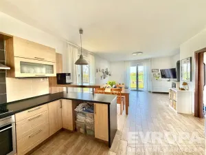Prodej rodinného domu, Břežany II, 145 m2