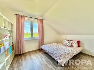 Prodej rodinného domu, Břežany II, 145 m2