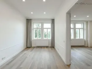 Pronájem bytu 4+kk, Praha - Vinohrady, náměstí Jiřího z Poděbrad, 107 m2