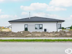 Prodej rodinného domu, Dalovice, 102 m2