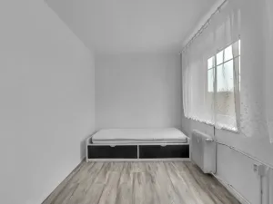 Pronájem bytu 3+1, Hradec Králové, Gagarinova, 58 m2