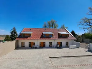 Prodej bytu 4+kk, Stochov, náměstí u dubu, 110 m2