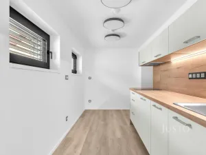 Pronájem kanceláře, Praha - Šeberov, Na proutcích, 33 m2