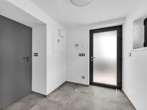 Pronájem kanceláře, Praha - Šeberov, Na proutcích, 33 m2