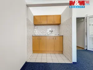 Pronájem kanceláře, Praha - Letňany, Beranových, 311 m2