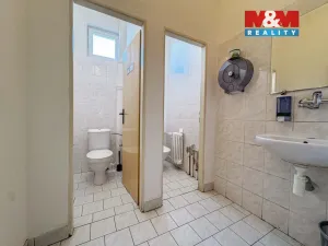 Pronájem kanceláře, Praha - Letňany, Beranových, 311 m2