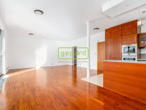 Prodej vily, Kounice, 636 m2