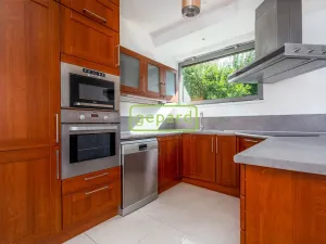 Prodej vily, Kounice, 636 m2