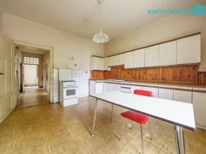Prodej rodinného domu, Kraslice, Čs. armády, 180 m2