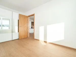 Pronájem bytu 2+kk, Praha - Stodůlky, Ferrariho, 60 m2