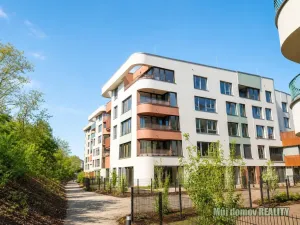 Pronájem bytu 1+kk, Praha - Radlice, U Komína, 33 m2