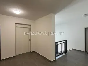 Pronájem bytu 3+kk, Hluboká nad Vltavou, Potoční, 83 m2