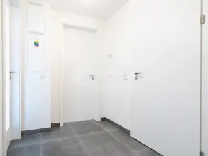 Pronájem bytu 2+kk, Praha - Kamýk, Hodkovická, 50 m2