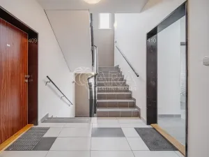 Pronájem bytu 1+kk, Praha - Stodůlky, Svitákova, 30 m2