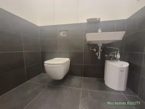 Pronájem obchodního prostoru, Praha - Žižkov, Hartigova, 88 m2